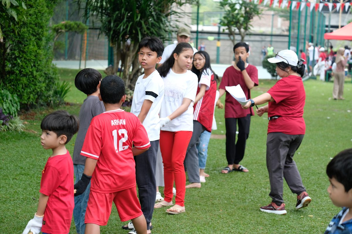Lomba Tarik Tambang 2025